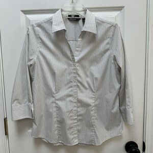 Eddie Bauer Women Stretch Wrinkle Resistant Shirt Top Small Grey White Stripe